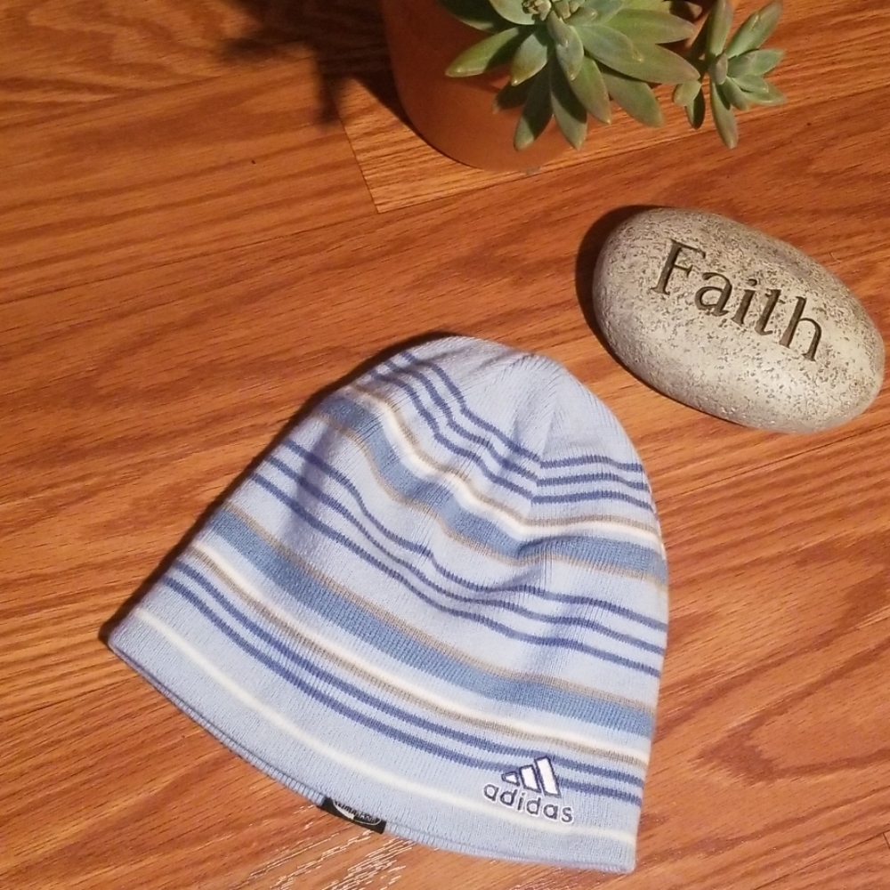 Adidas reversible beanie‎